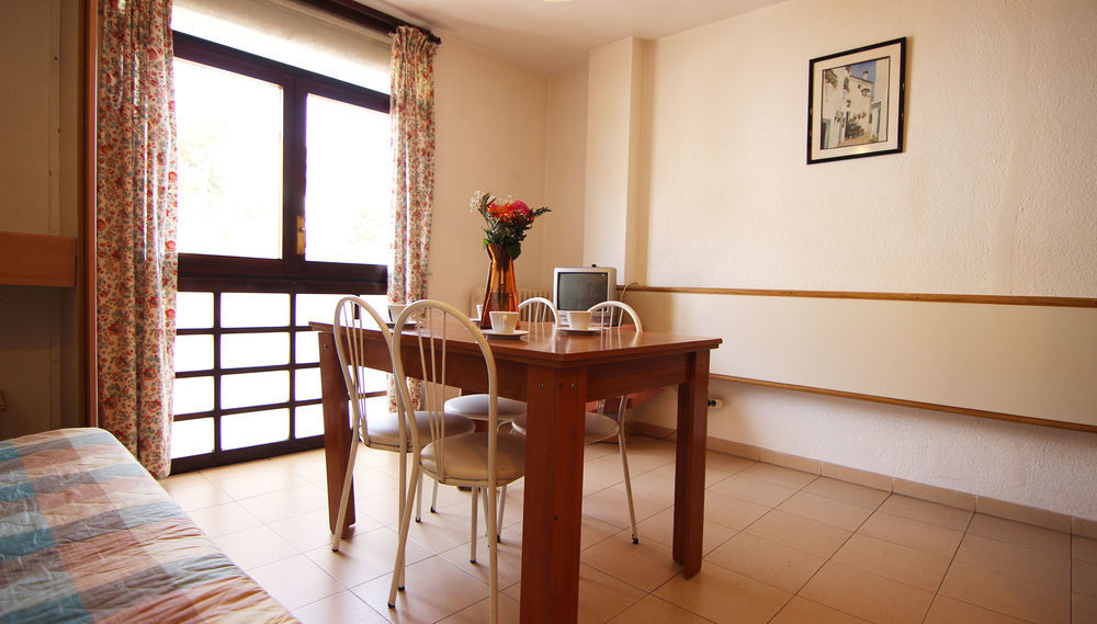 יורט דה מאר Apartamentos Zodiac מראה חיצוני תמונה