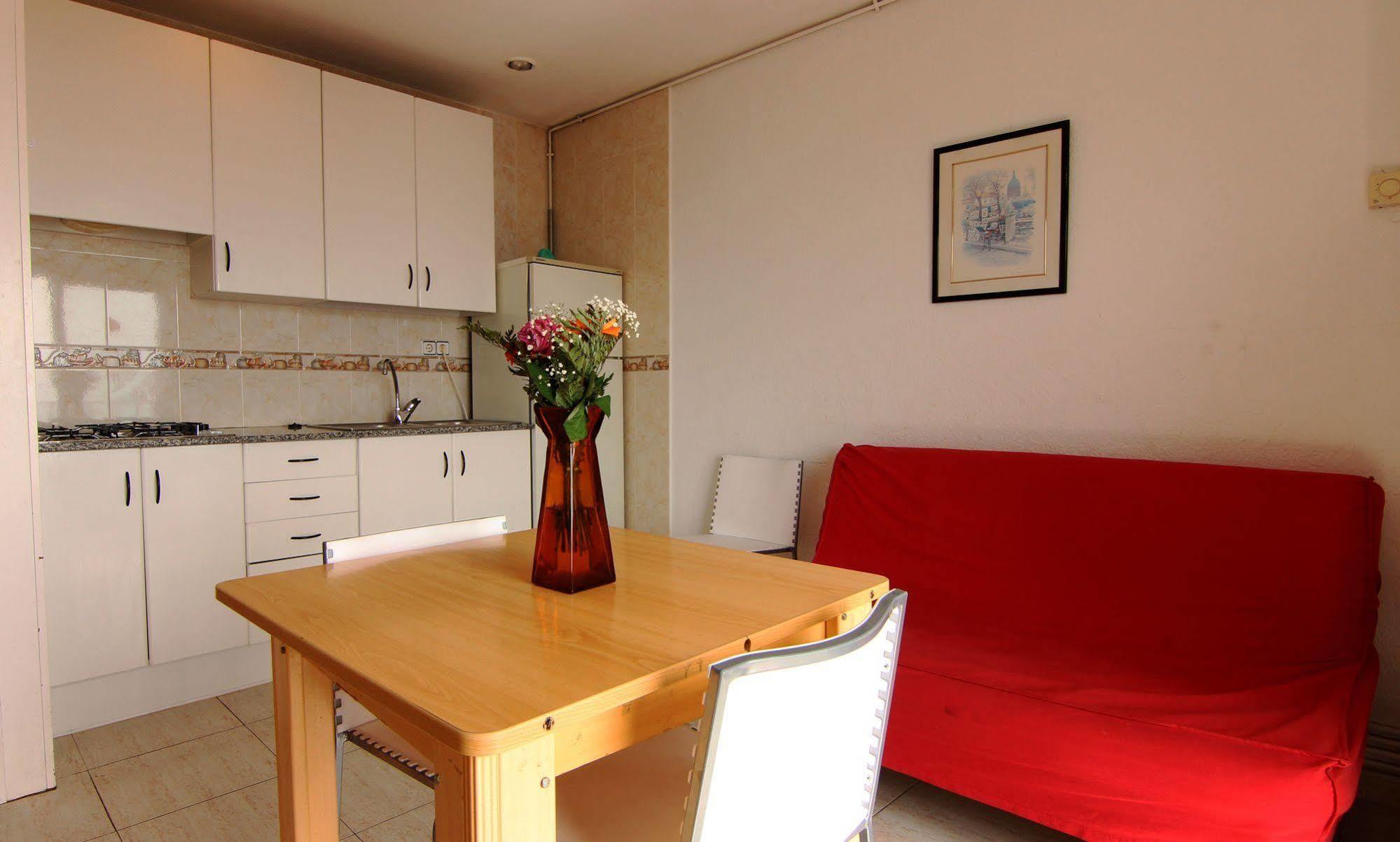 יורט דה מאר Apartamentos Zodiac מראה חיצוני תמונה
