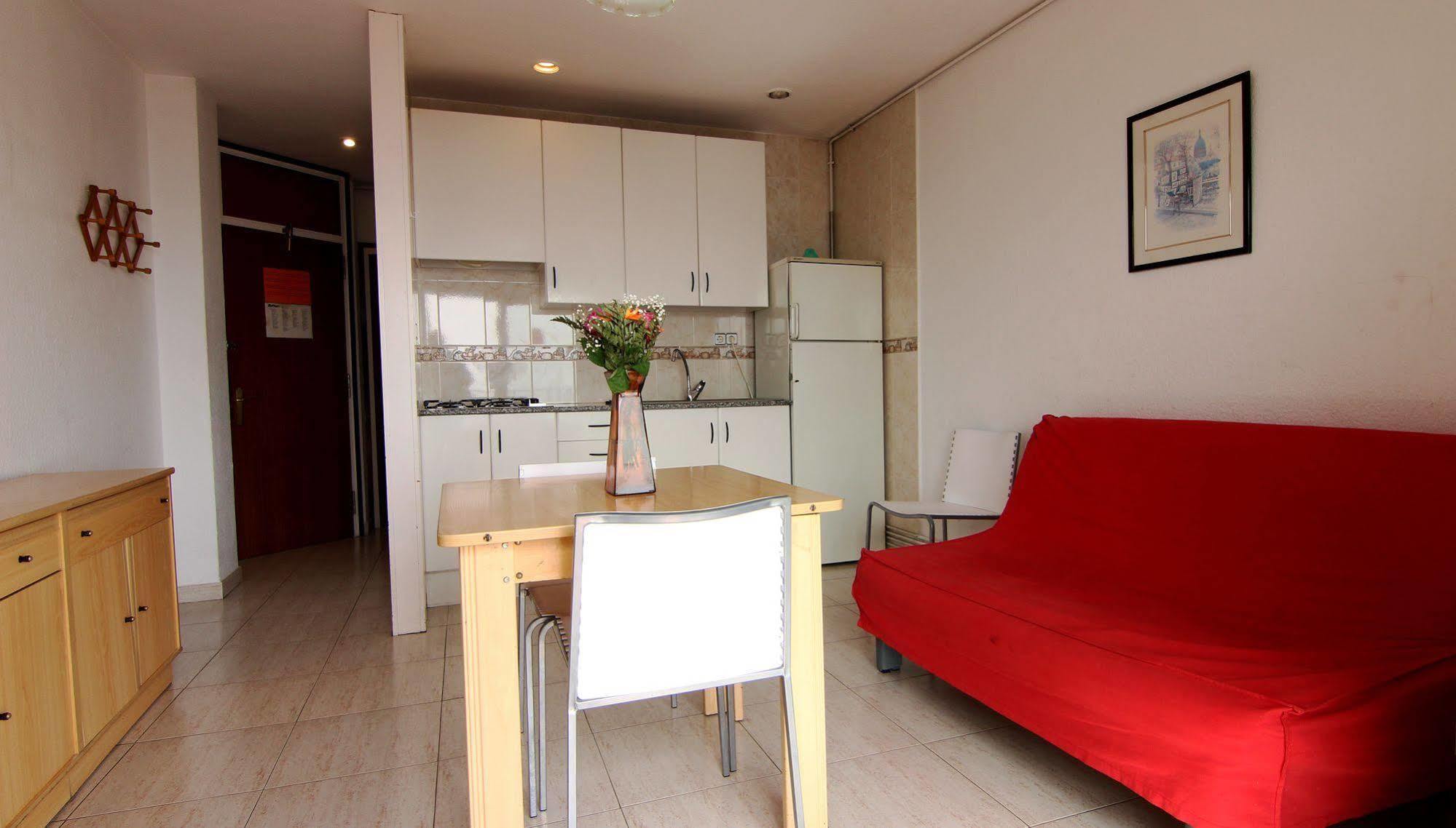 יורט דה מאר Apartamentos Zodiac מראה חיצוני תמונה