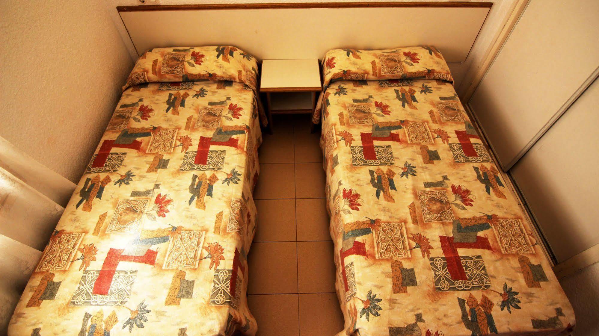 יורט דה מאר Apartamentos Zodiac מראה חיצוני תמונה
